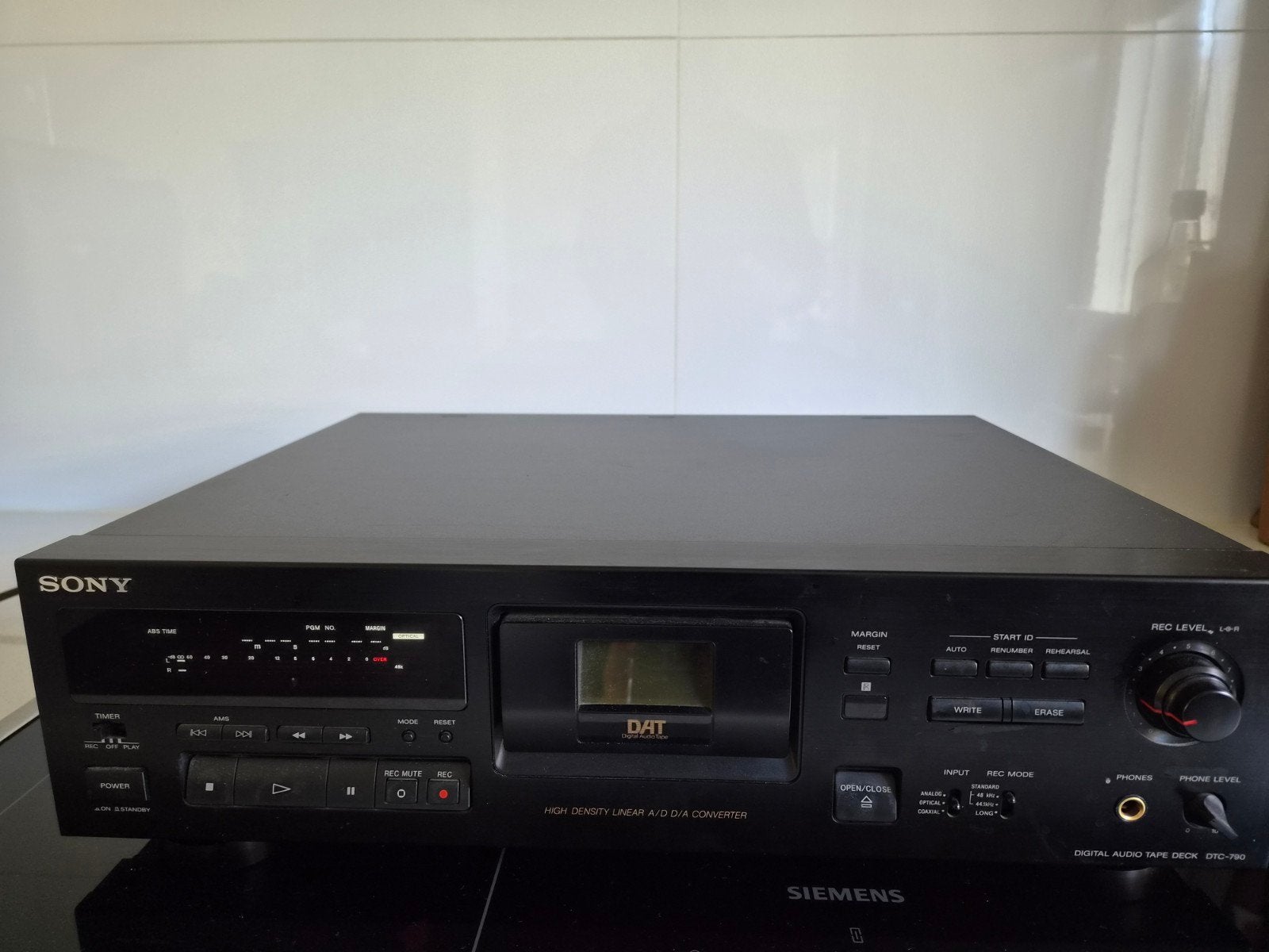 Sony DTC-790 DAT Recorder - Digitale Audiotape Deck, Audio, Tv en Foto, Ophalen of Verzenden, Enkel, Sony