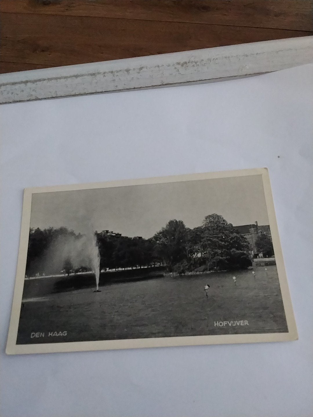 Oude ansichtkaart Den Haag Hofvijver Vroom & Dreesmann, Ophalen of Verzenden, 1940 tot 1960, Gelopen, Zuid-Holland