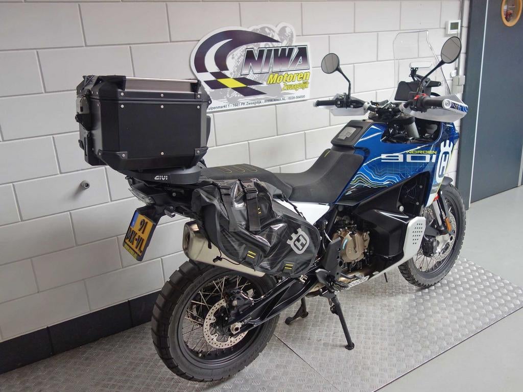HUSQVARNA Norden 901 Expedition, Motoren, Motoren | Husqvarna, 2 cilinders, Motorrijbewijs A, Onbekend, Meer dan 35 kW