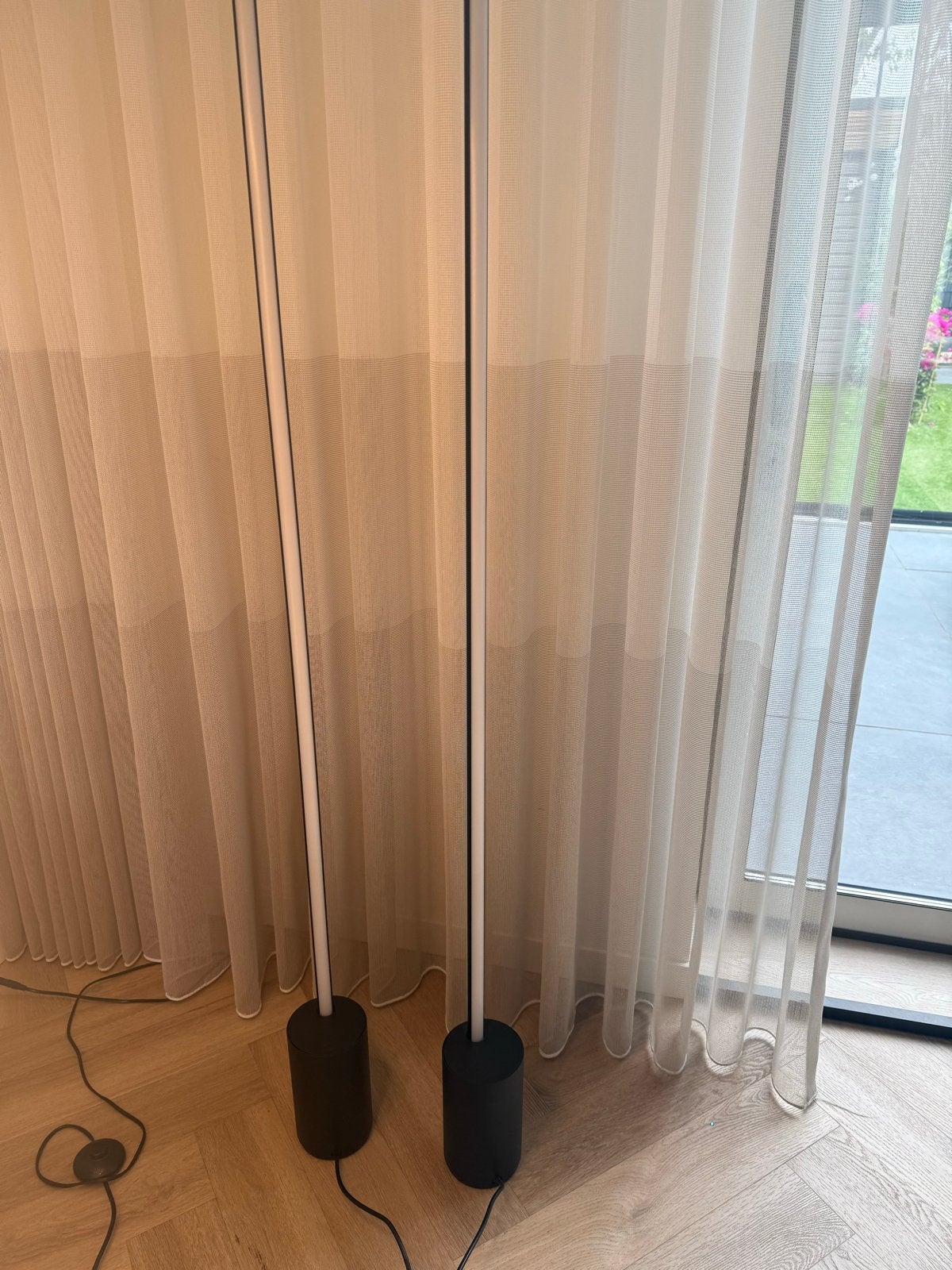 Philips Hue Signe Gradient Vloerlamp - Zwart, Ophalen, Overige fittingen, Zo goed als nieuw, Metaal