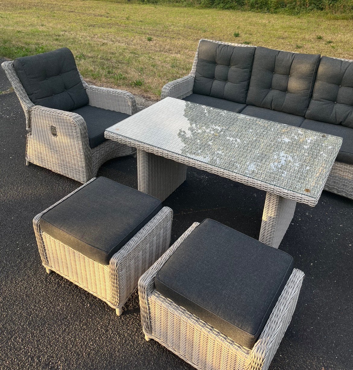 Foto 7 van Prachtige Luxe Loungeset met verstelbare rugleuning