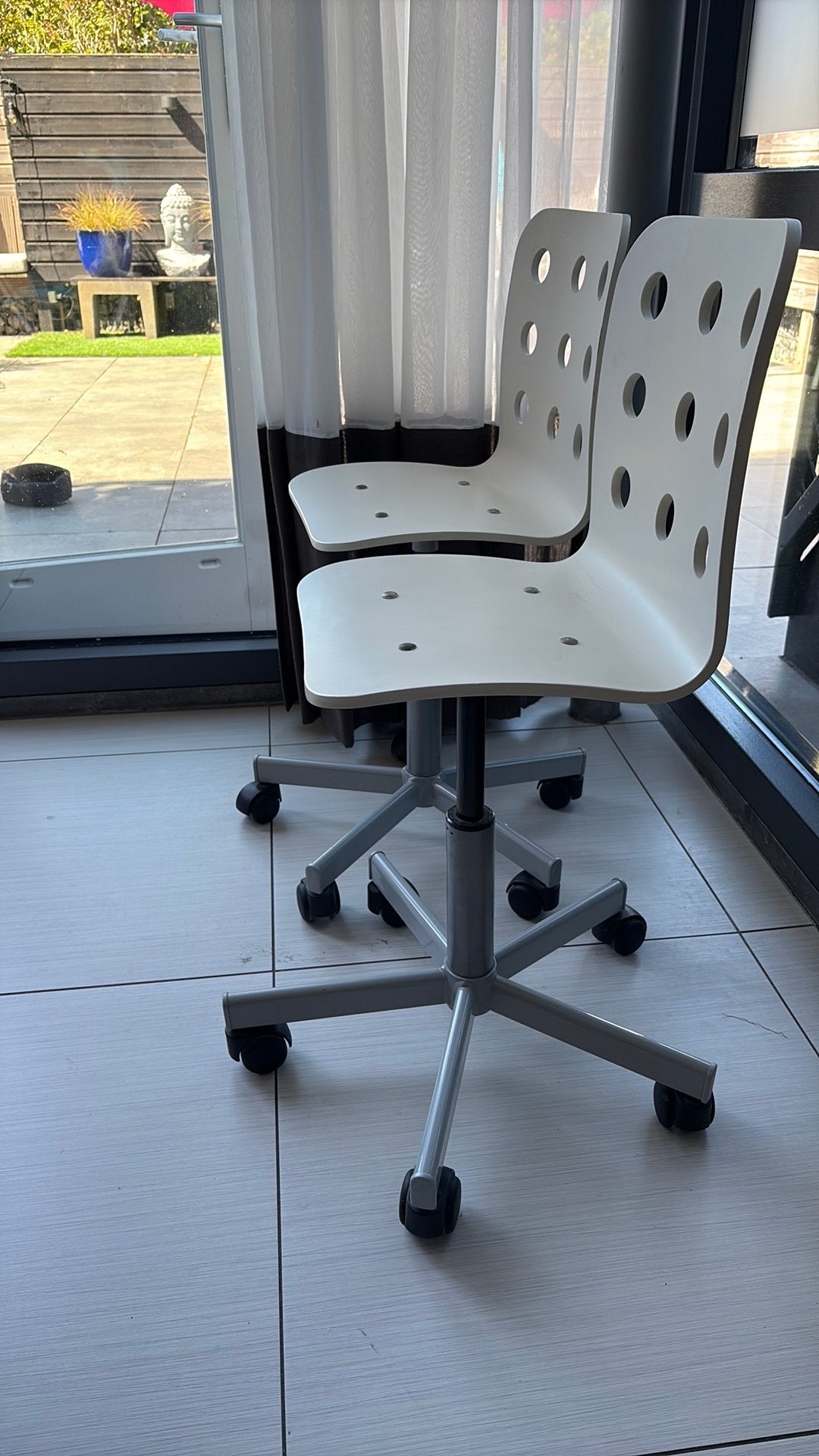 Witte kinder bureaustoel, Ophalen, Zo goed als nieuw, Wit