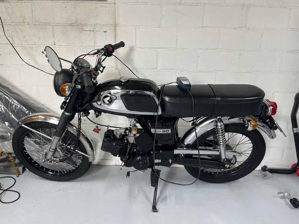 Honda CD50 op motorkenteken - Unieke klassieker!, Fietsen en Brommers, Brommers | Oldtimers, Ophalen, Overige merken