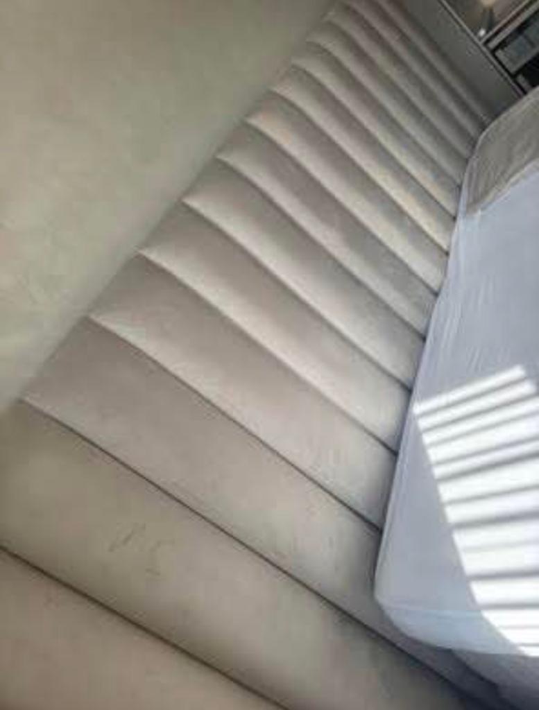Swiss Sense bed 200x200 met verstelbare bodem, Beige, Tweepersoons, Ophalen of Verzenden, Overige maten