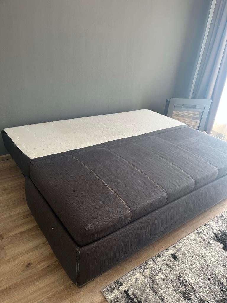 Comfortabele slaapbank - Grijs, in goed conditie, Ophalen, Tweepersoons, Zo goed als nieuw, 180 cm
