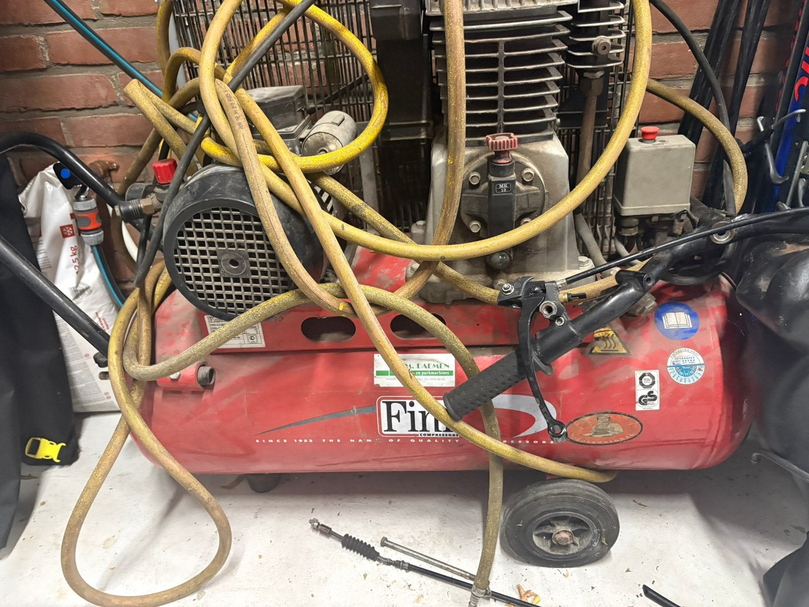 Fini Compressor 100l 230v, Ophalen, Gebruikt