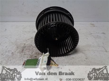 Toyota Aygo 2005-2014 Kachelmotor met weerstand, Gebruikt, Herkomst onderdeel bekend, -, Ophalen of Verzenden
