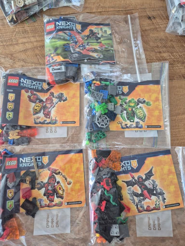 Lego nexo knights, Kinderen en Baby's, Speelgoed | Duplo en Lego, Ophalen of Verzenden, Zo goed als nieuw, Complete set, Lego