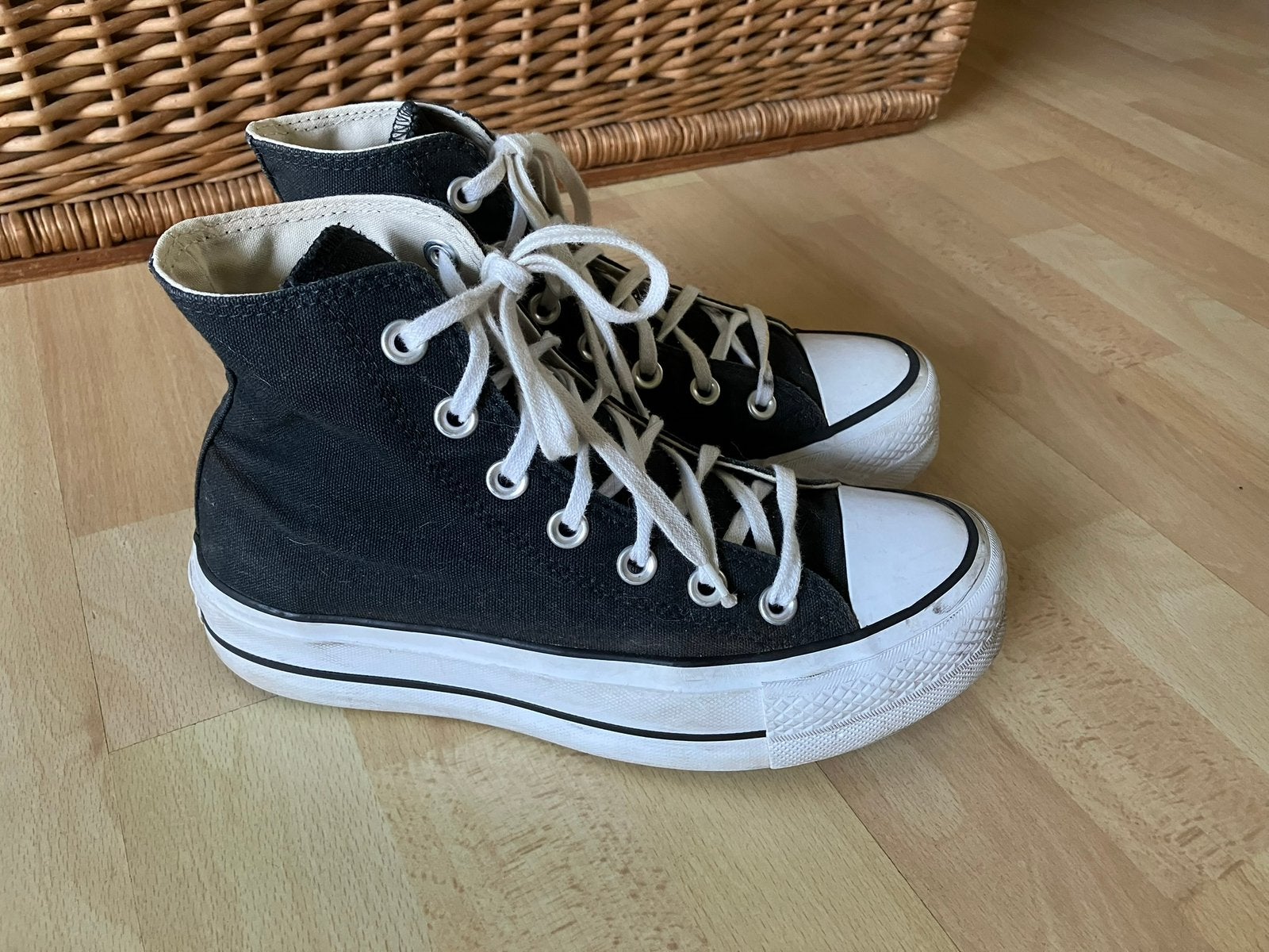 Converse Chuck Taylor zwarte hoge gympen mt 36,5 izgs, Gebruikt, Jongen of Meisje, Schoenen, Ophalen of Verzenden