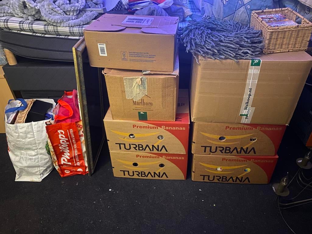 Rommelmarkt spullen, Ophalen, Gebruikt