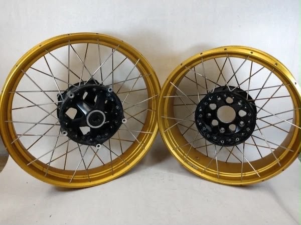 BMW GS1250 Gouden Velgen met Bridgestone Banden, Ophalen, Gebruikt