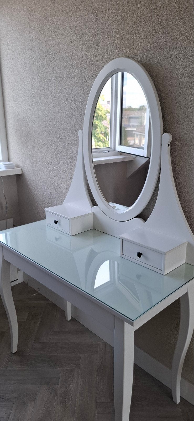 Hemnes kaptafel / make-up tafel in goede staat!, Huis en Inrichting, Tafels | Kaptafels, Ophalen, Modern, Scandinavisch, 100 tot 150 cm