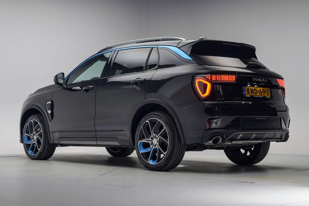 Lynk & Co 01 1.5 PHEV [ Panorama Navi 360-Camera Keyless ], Auto's, Lynk & Co, Zwart, Plug-in hybride, Bedrijf, 1854 kg
