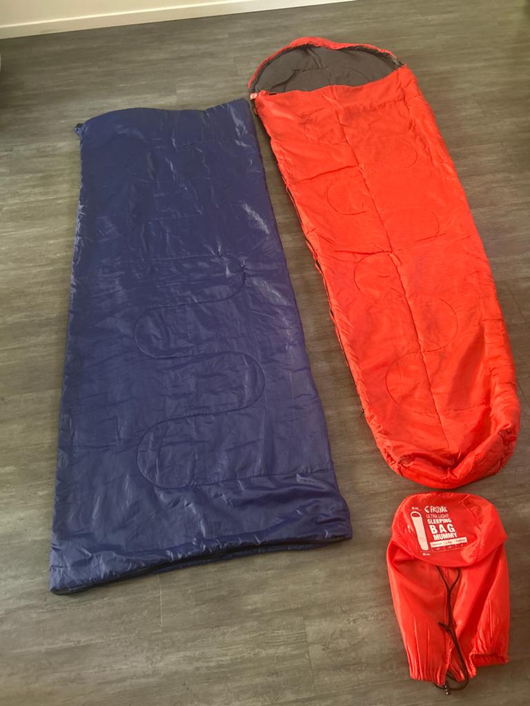 Froyak ultralichte mummie slaapzak rood + Eurohike slaapzak, Ophalen of Verzenden, Gebruikt