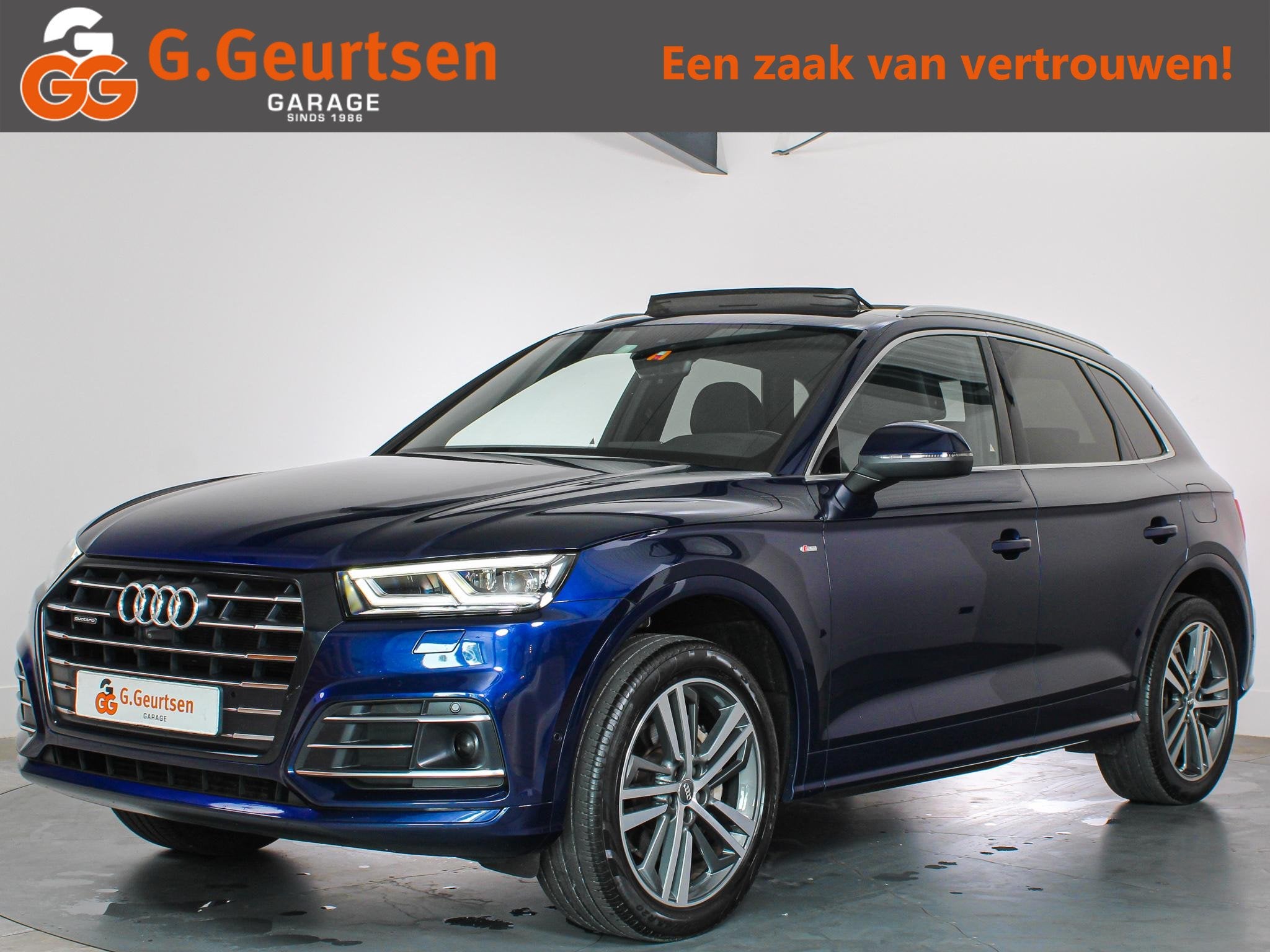 Audi Q5 55 TFSI e quattro Competition Panoramadak, Luchtveri, Automaat, 4 cilinders, Blauw, Vierwielaandrijving