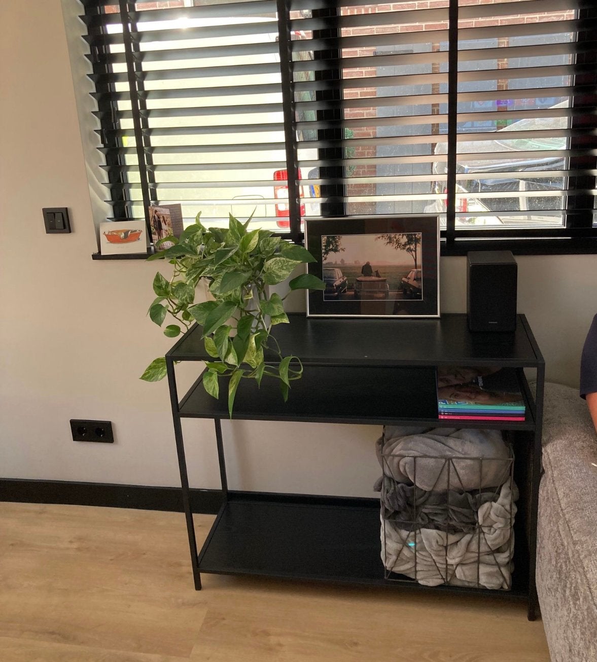 MOOS sidetable bijzettafel, Ophalen, 50 tot 100 cm, Zo goed als nieuw, 25 tot 50 cm