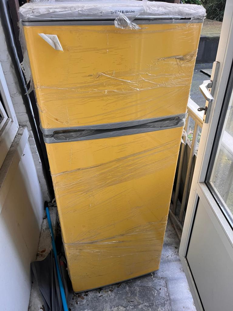 Fridge, Ophalen, 160 cm of meer, Met vriesvak, Minder dan 75 liter