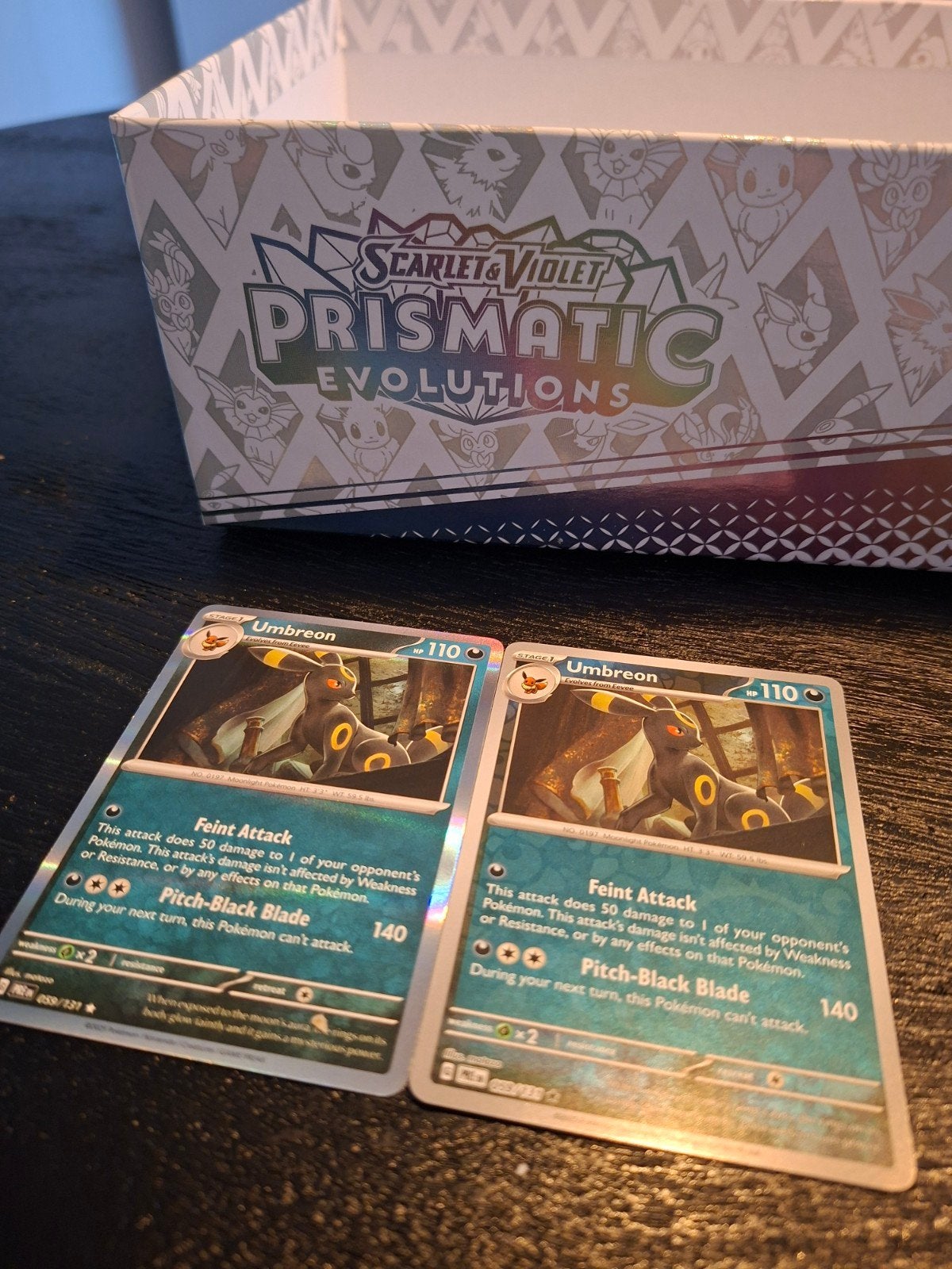 2x Umbreon Pokémon Kaarten - Scarlet & Violet Prismatic, Ophalen of Verzenden, Zo goed als nieuw, Losse kaart