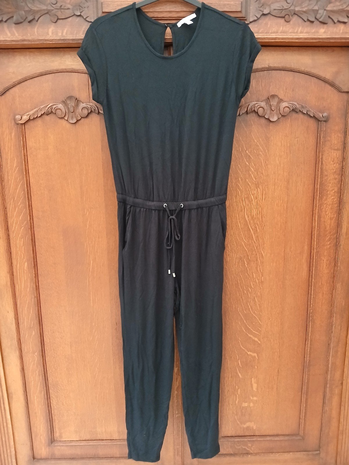 Esprit Zwarte Jumpsuit Maat XS, Kleding | Dames, Jumpsuits, Maat 38/40 (M), Zwart, Ophalen of Verzenden, Gedragen
