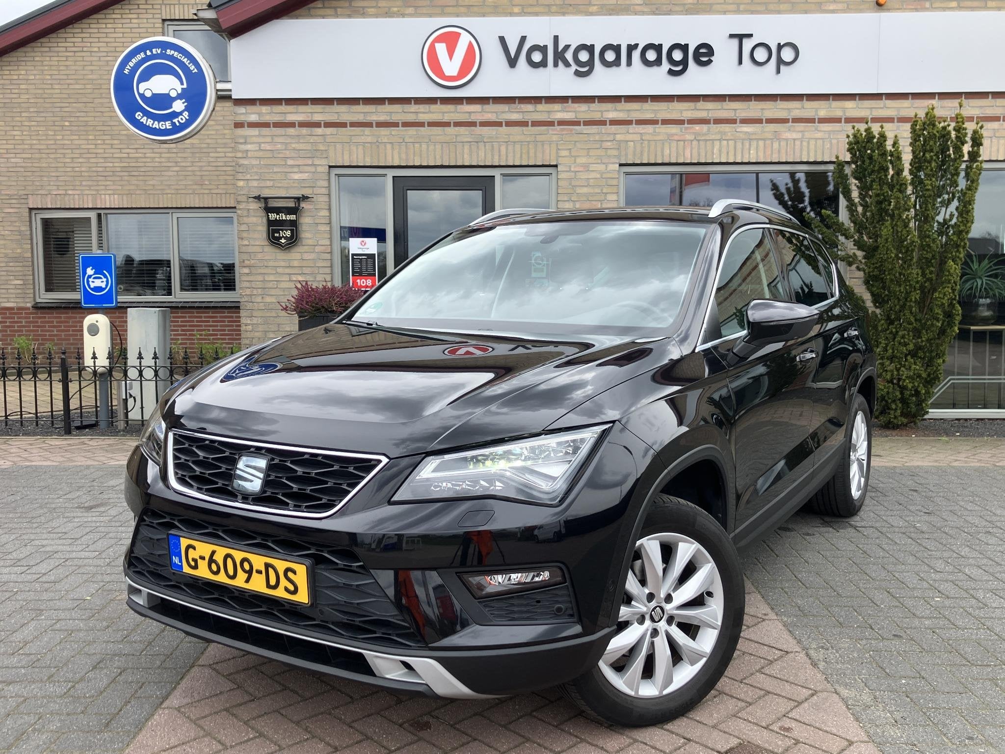 SEAT Ateca 1.5 TSI | Trekhaak | Dig. Dashboard | NAP, Auto's, Seat, Dealer onderhouden, 4 cilinders, 150 pk, Ateca