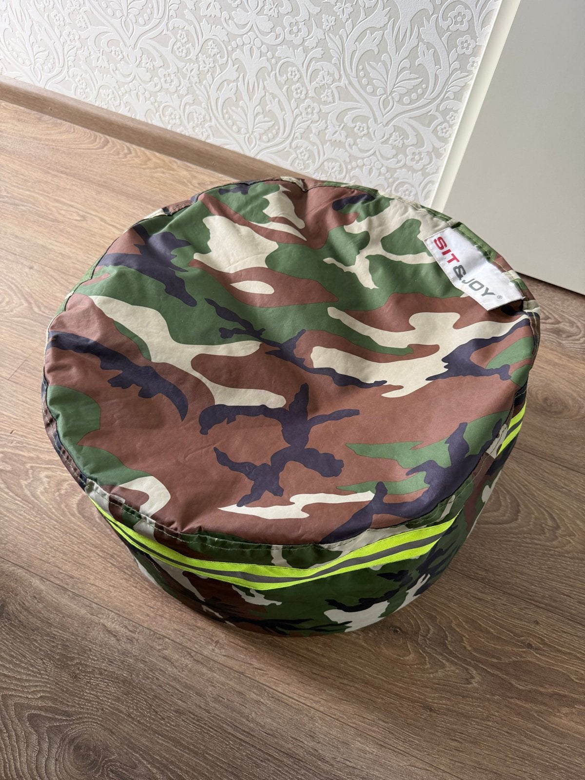 Stoere camouflage poef van Sit & Joy, Ophalen, Zo goed als nieuw, Rond, Stof