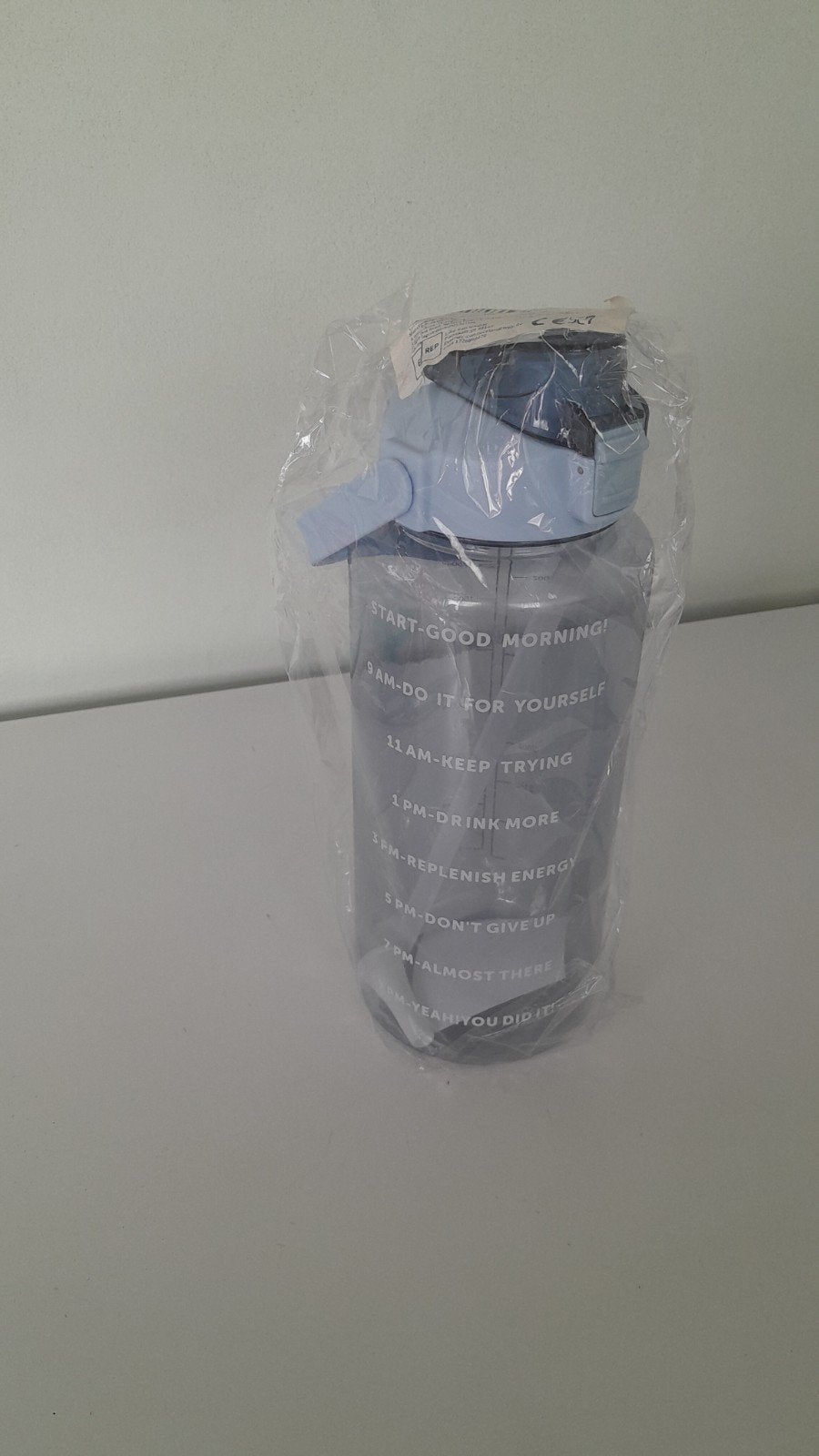 Waterfles 2 liter met tijdmarkeringen en handvat, Ophalen of Verzenden, Nieuw, Blauw, Kunststof