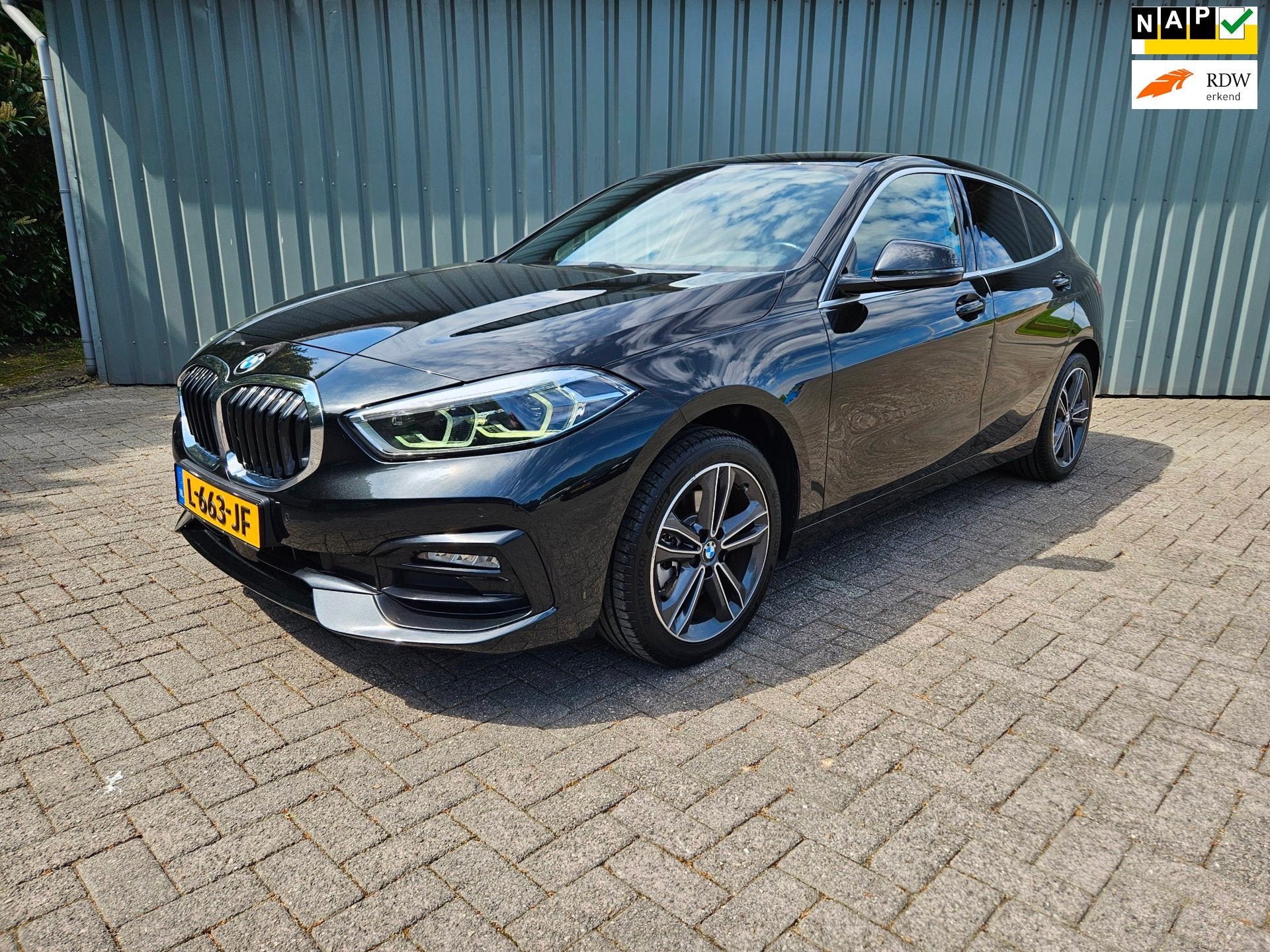 BMW 1-serie 118i Business Sport Edition Automaat Navi Led lm, Auto's, Gebruikt, Zwart, Origineel Nederlands, Bedrijf
