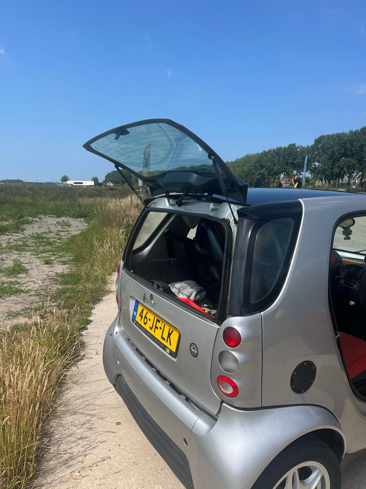 MCC Smart 0.6 40KW AUT 2002 Grijs, Auto's, Overige Auto's, Automaat, Achterwielaandrijving, 54 pk, 18 €/maand