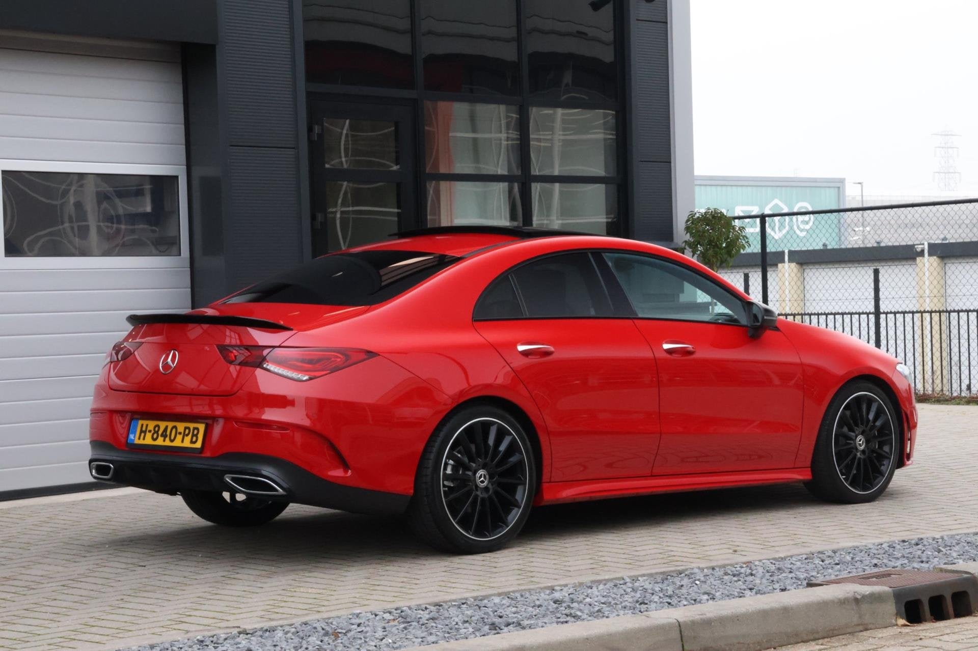Mercedes-Benz CLA-klasse 200 | AMG | Sfeerverlichting | Pano, Auto's, Mercedes-Benz, CLA, Gebruikt, 4 cilinders, 163 pk