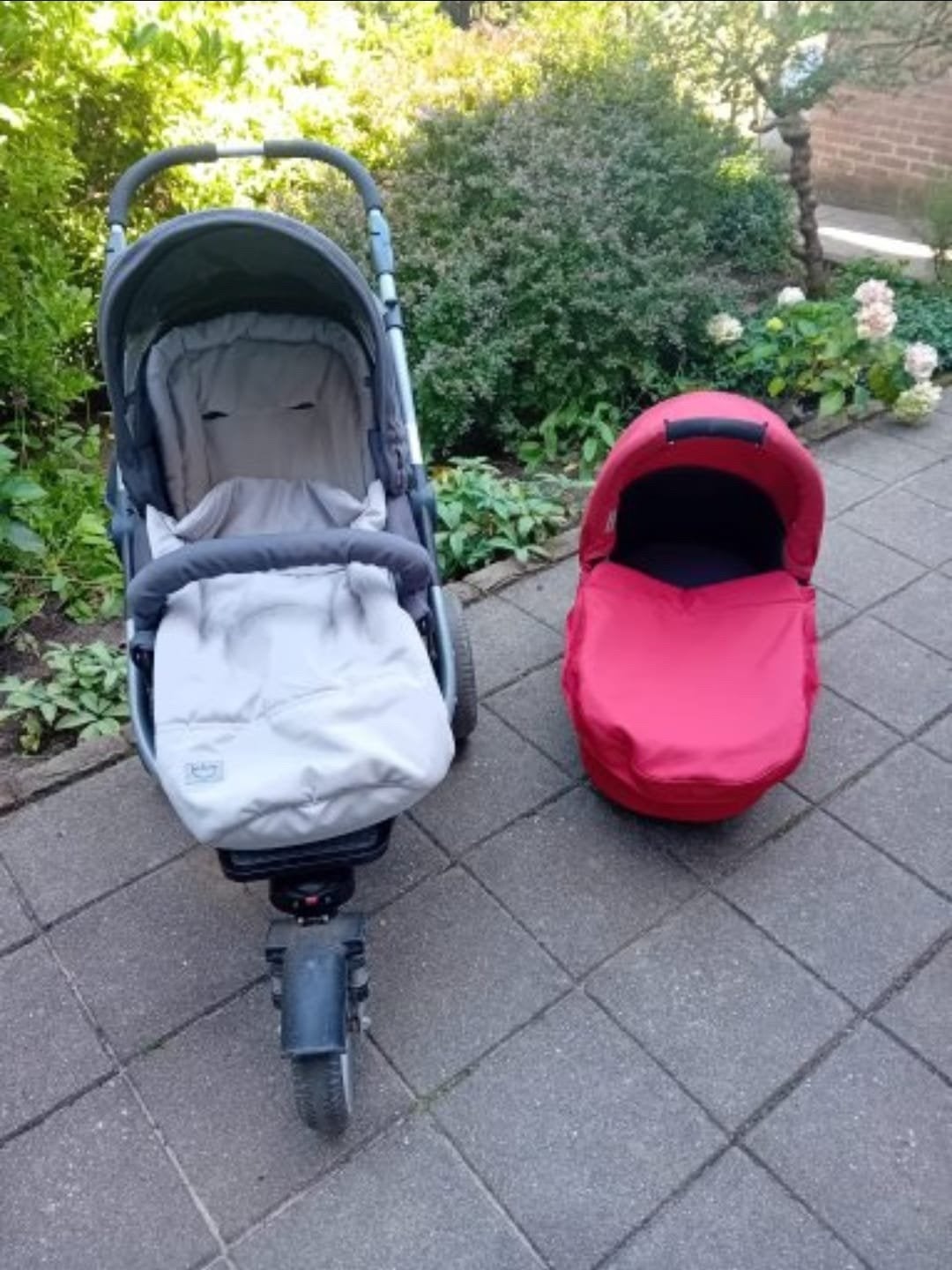 Mutsy kinderwagen + reiswieg, Ophalen, Gebruikt, Combiwagen, Met reiswieg
