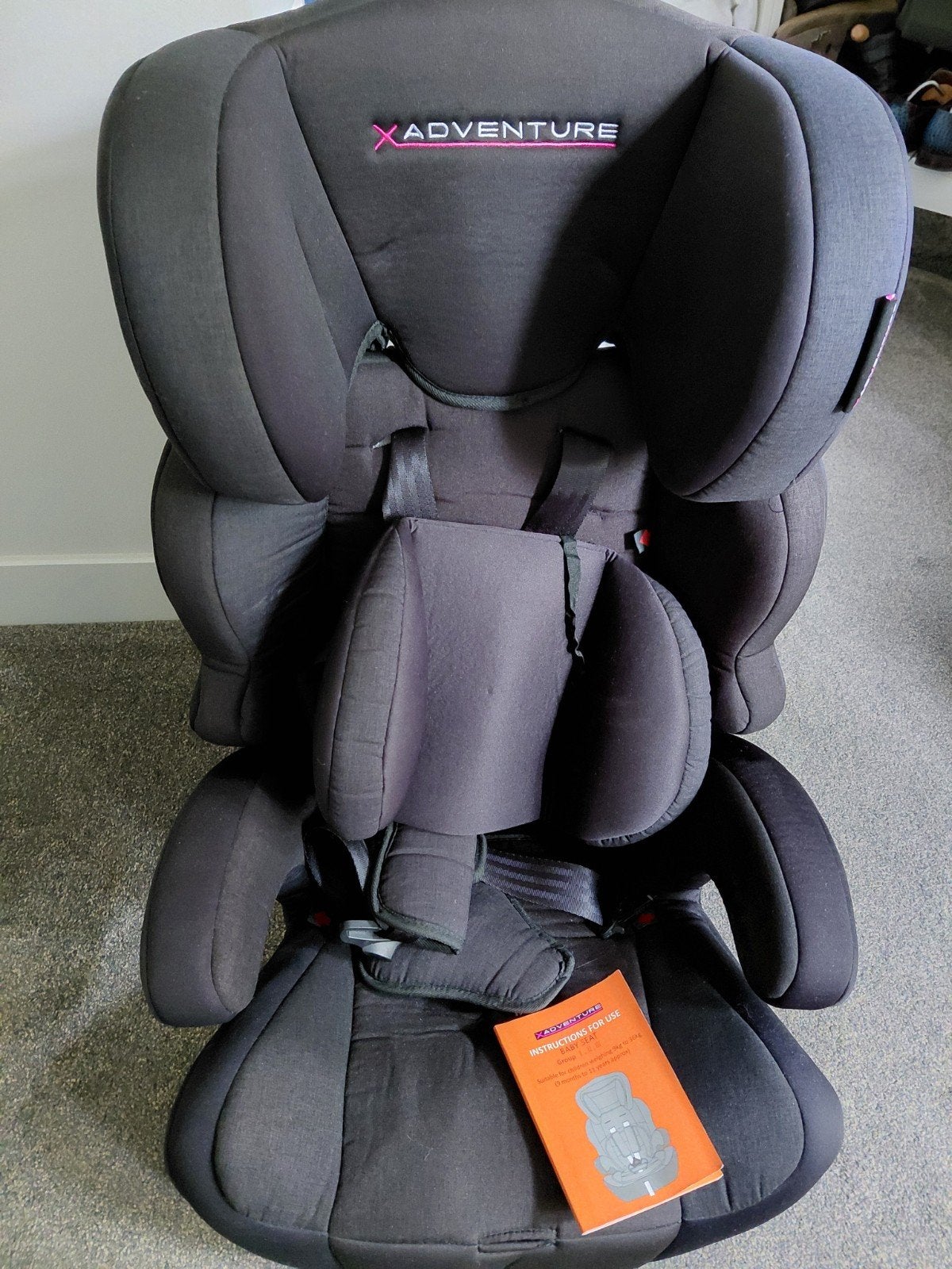 X-Adventure autostoel 9-36 kg met handleiding, Ophalen