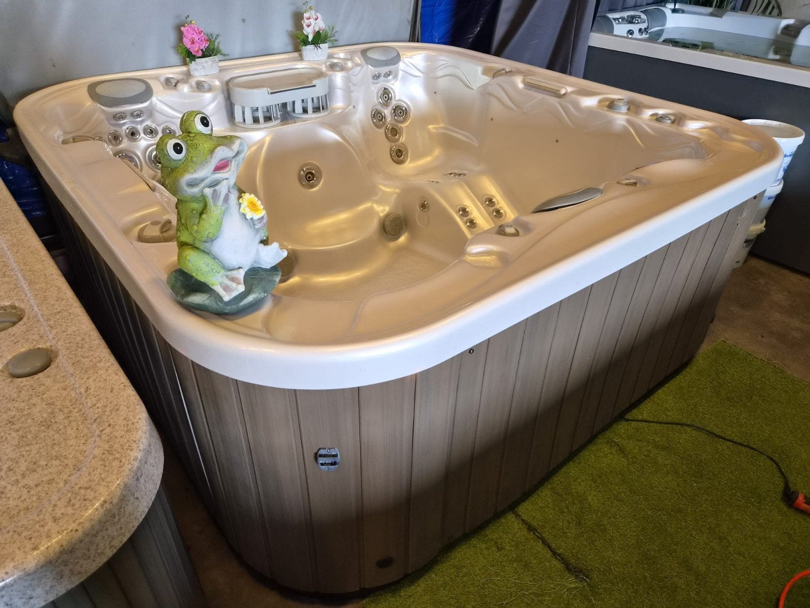Foto 3 van ‼️SPOTGOEDKOOP ‼️MARQUIS JACUZZI ‼️