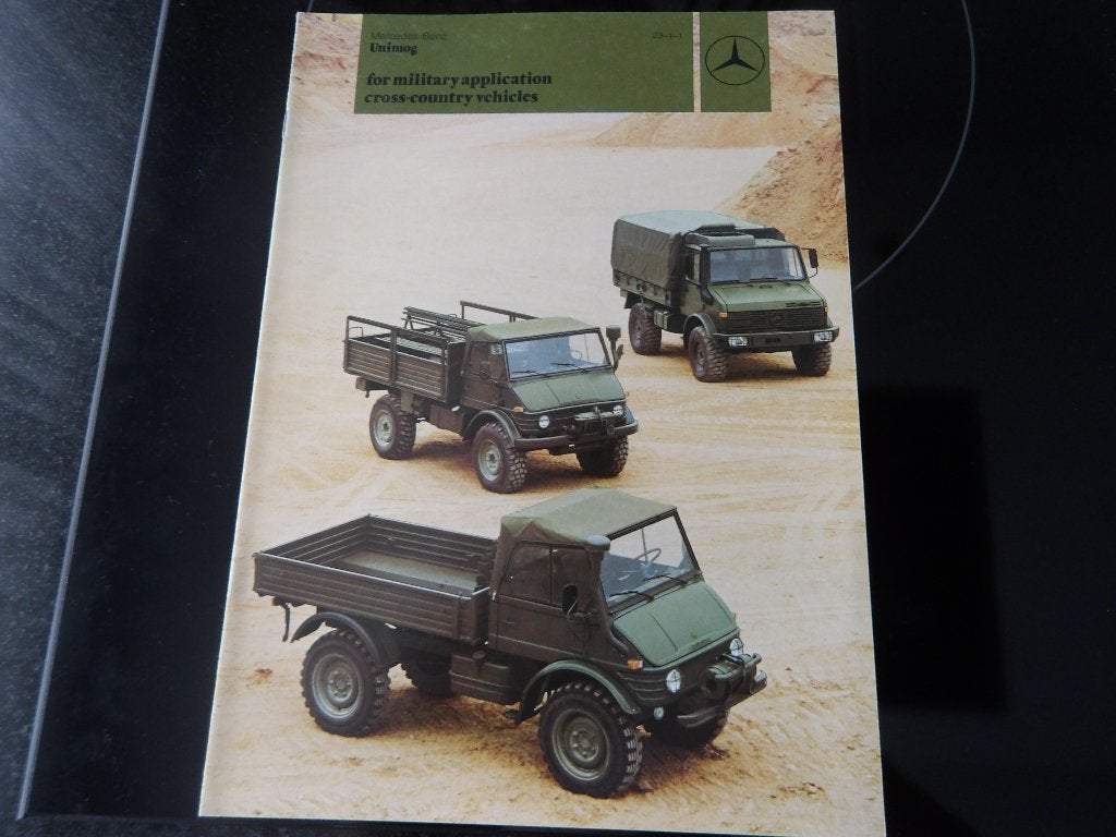 Mercedes-Benz Unimog Militaire Toepassing Brochure, Ophalen of Verzenden