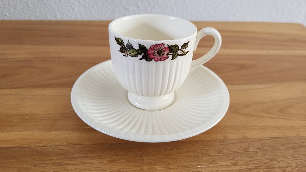 Wedgwood Briar Rose espresso kop en schotel, Ophalen, Zo goed als nieuw, Kop(pen) en/of Schotel(s), Wedgwood
