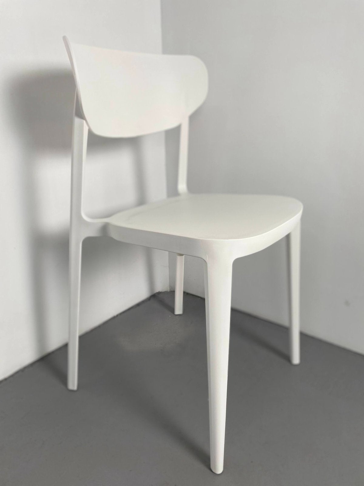 18x Nieuwe design stapelstoelen - kleur wit, Ophalen, Kunststof, Wit, Nieuw
