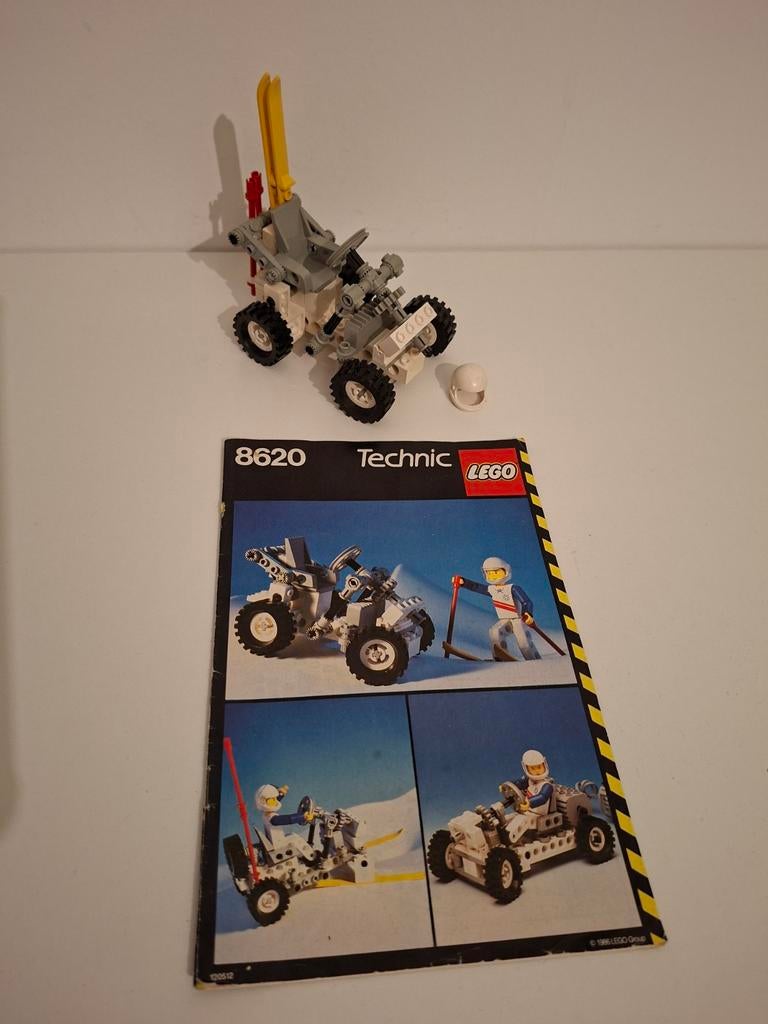 Lego technic 8620 met boekje, Kinderen en Baby's, Speelgoed | Duplo en Lego, Ophalen of Verzenden, Gebruikt, Complete set, Lego