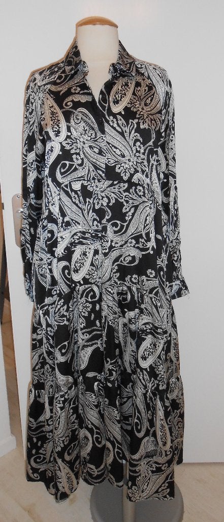 Joli&Jolly jurk met alloverprint zwart mt L, Kleding | Dames, Jurken, Joli&Jolly, Zwart, Maat 42/44 (L), Ophalen of Verzenden