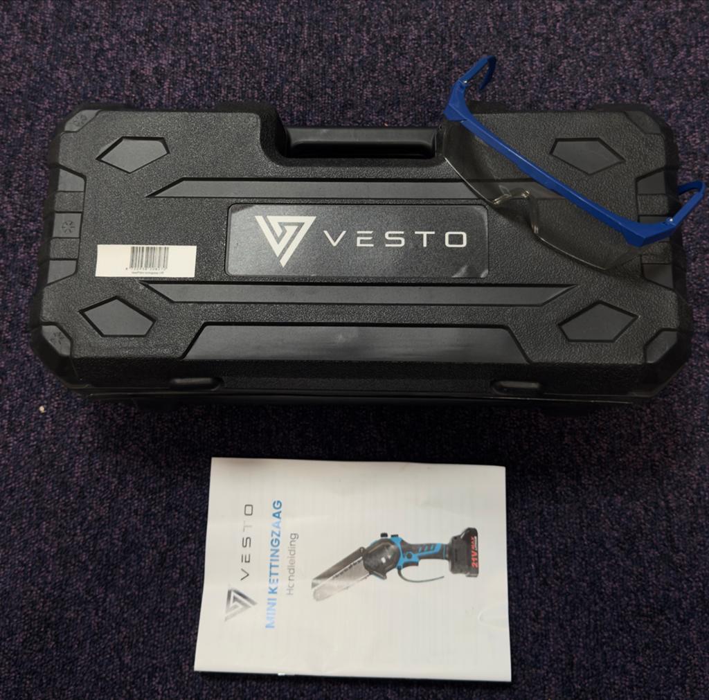 Vesto Mini Kettingzaag 21V Lithium - Zo goed als nieuw, Doe-het-zelf en Verbouw, Gereedschap | Zaagmachines, Kettingzaag, Ophalen of Verzenden