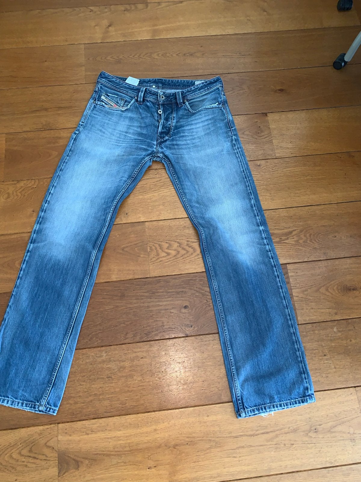 Diesel Larkee jeans W32 L32, Kleding | Heren, Ophalen of Verzenden, Gedragen, Blauw, W32 (confectie 46) of kleiner