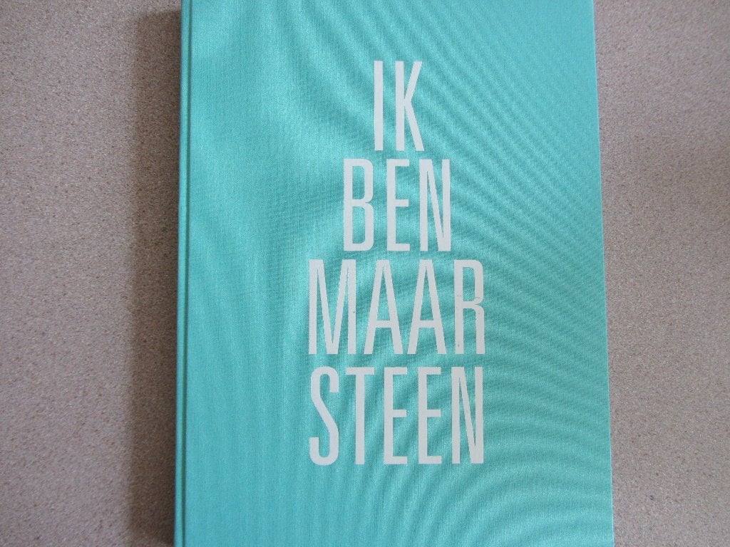 Bentveld - Aerdenhout - Antoniuskerk - Ik ben maar steen, Ophalen of Verzenden, Zo goed als nieuw