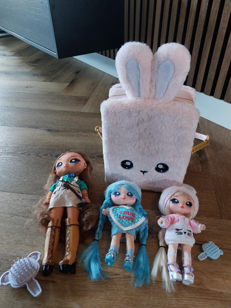 Nanana poppen met konijnen rugtas, Ophalen of Verzenden, Zo goed als nieuw, Babypop