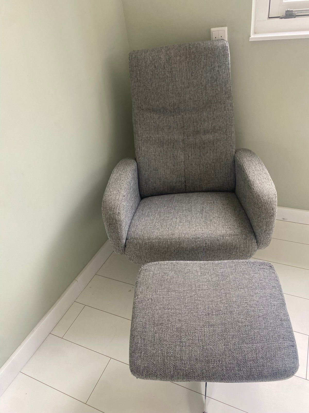 Heerlijke grijze relaxstoel / relaxfauteuil, Ophalen, Zo goed als nieuw, Eén, Stof