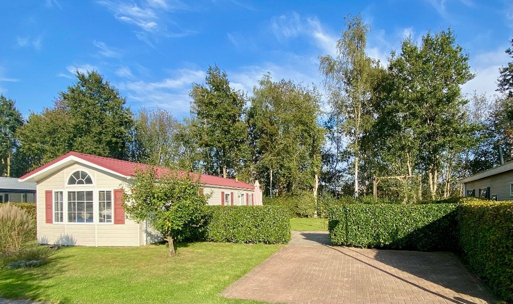 Prachtig chalet (60m²) op 342 m² EIGEN GROND in Havelte, 2 slaapkamers, 60 m², Chalet, Drenthe