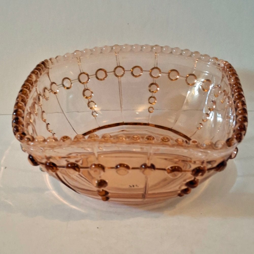 Schaal van roze persglas, Antiek en Kunst, Antiek | Glas en Kristal, Ophalen of Verzenden