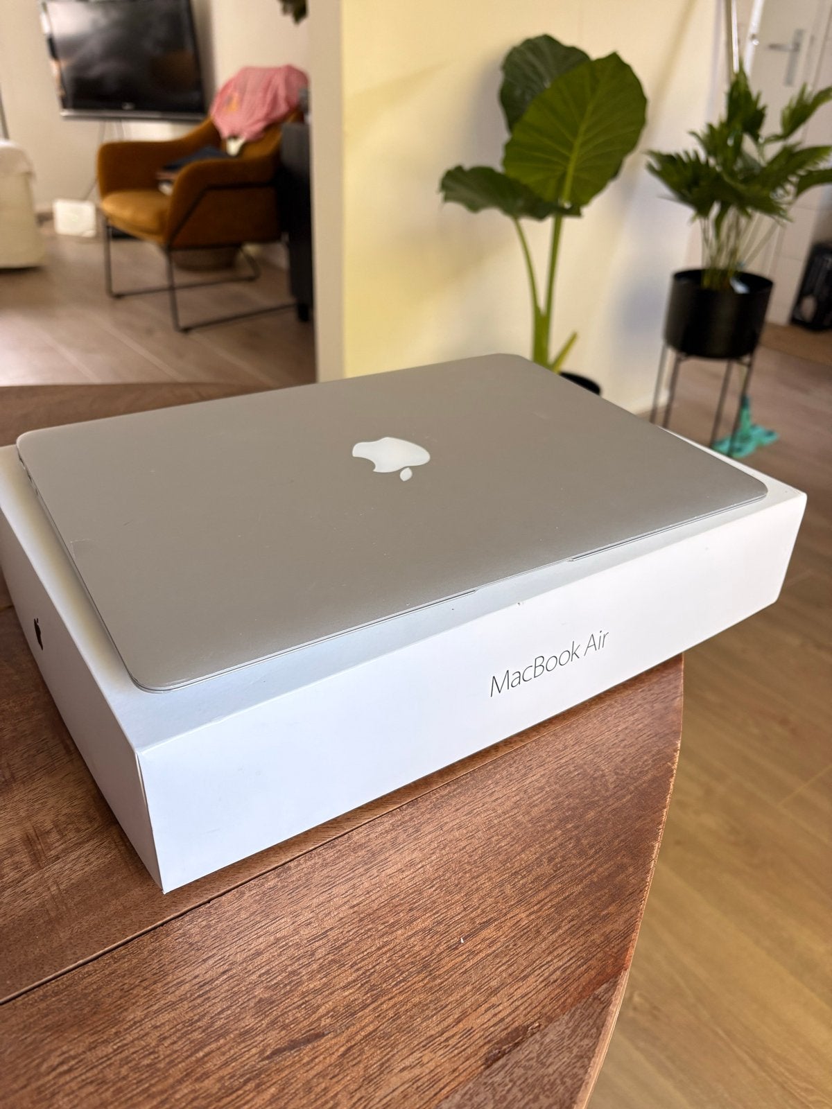 MacBook Air 13 inch - Defect, 13 inch, Minder dan 2 Ghz, Ophalen of Verzenden, Niet werkend