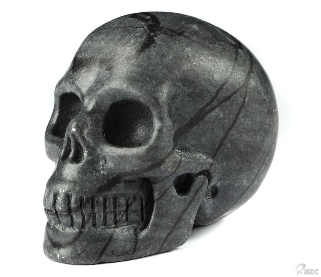 Mineralen schedel /skull, NETWORK JASPER. 89 gram., Verzamelen, Mineralen en Fossielen, Ophalen of Verzenden, Mineraal