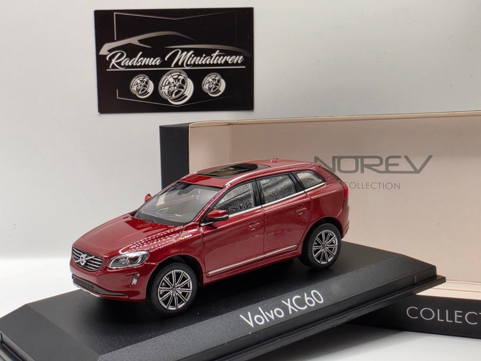 Volvo XC60 - Flamenco rood - 1:43 Norev, Auto, Norev, Ophalen of Verzenden, Zo goed als nieuw