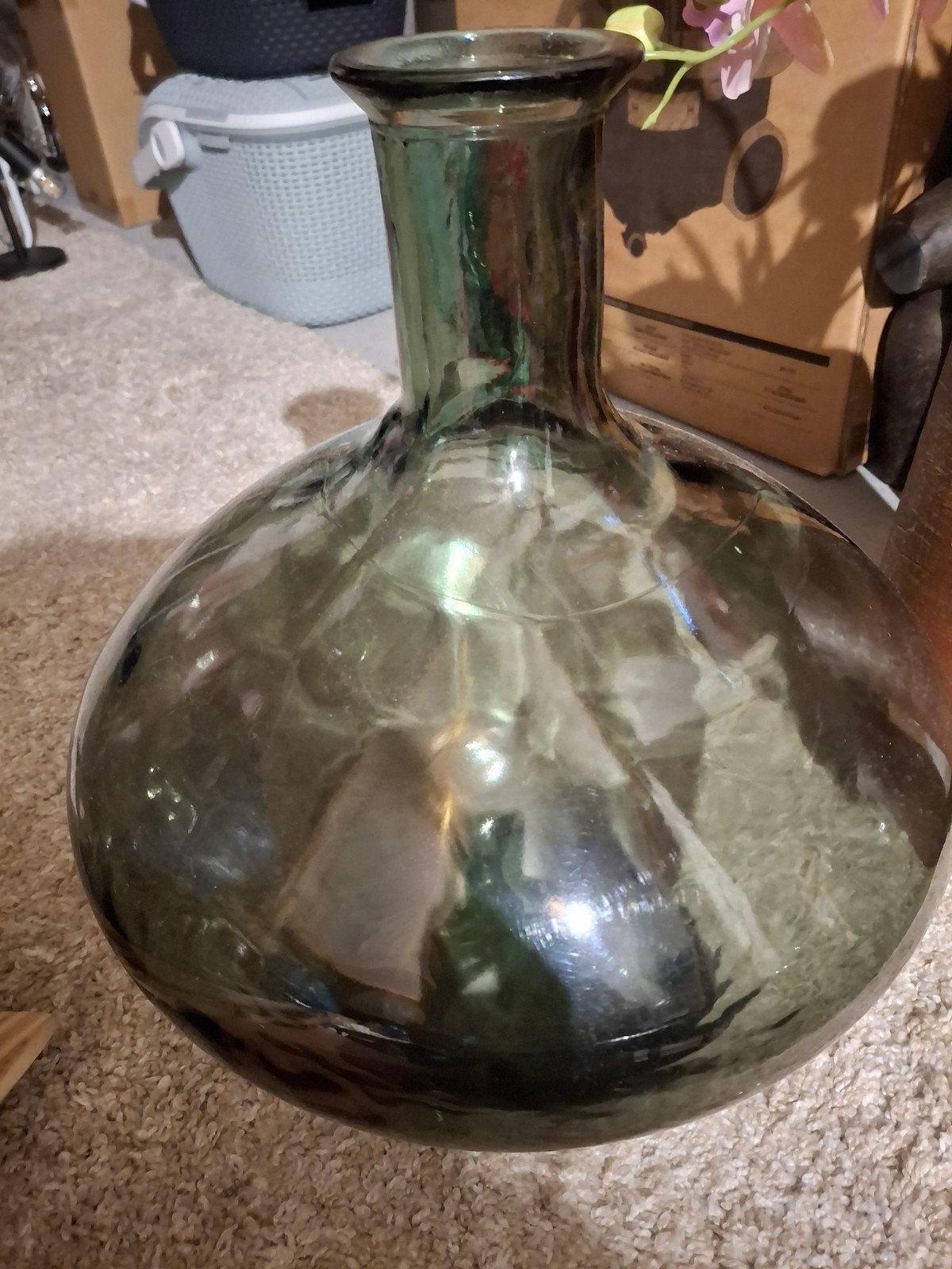 Grote groene glazen fles/vaas, Huis en Inrichting, Woonaccessoires | Vazen, Ophalen