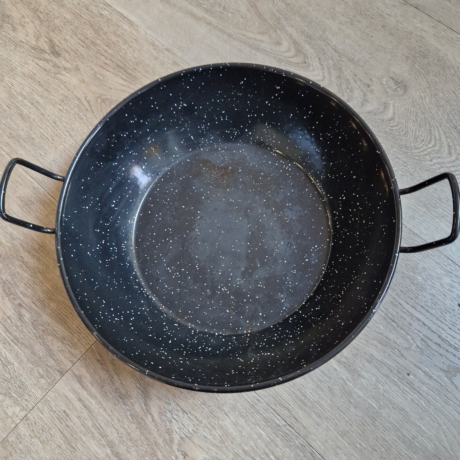 Grote emaille pan met spikkels en handvatten, Gebruikt, Met handvatten, Ophalen of Verzenden, Emaille