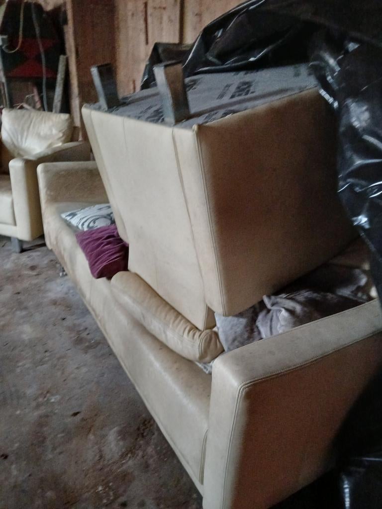 Leren Bankstel: bank en 2 stoelen - gebruikt, Ophalen, Gebruikt, Driepersoons, Rechte bank